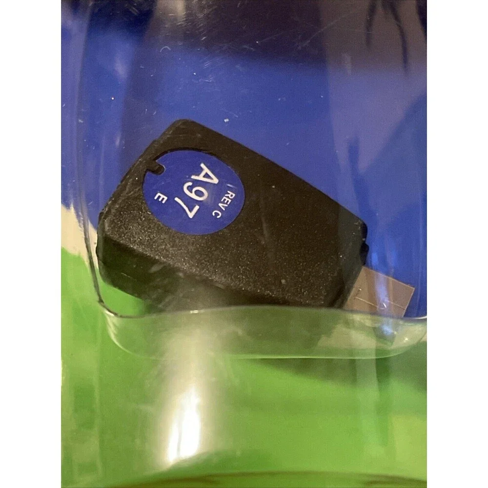 iGo Power Tips A97 Adapter For Motorola RAZR2 V8 V9 V9m Nokia Luna 8600
